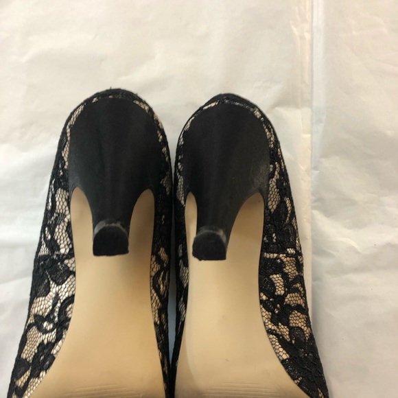 STEVE MADDEN SIZE 7 1/2 - Picture 3 of 4